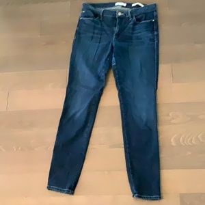 Skinny jean, dark wash, high waist